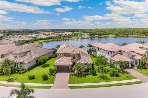 12749 Dundee Ln, Naples, FL 34120