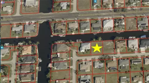 427 SW 40th Ter, Cape Coral, FL 33914