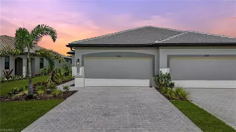 19604 Hinkley Dr, Estero, FL 33928