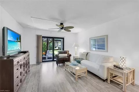 4251 27th Ct SW #103, Naples, FL 34116