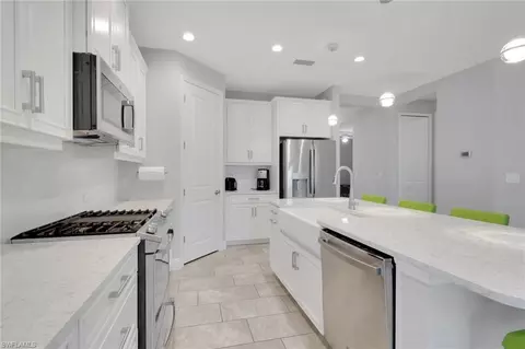 Kitchen - 2231 Marquesa Cir, Naples, FL 34112 photo 2 of 3