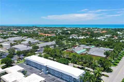 72 7th St S #209, Naples, FL 34102 photo 2