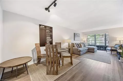 72 7th St S #209, Naples, FL 34102 photo 7