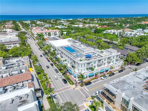 72 7th St S #209, Naples, FL 34102 photo 39