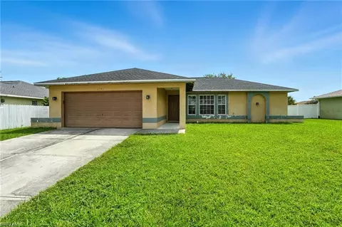 3741 Santa Barbara Blvd, Cape Coral, FL 33914