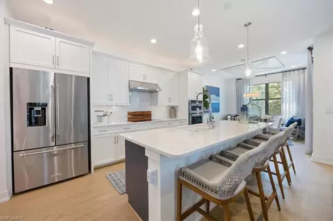 12940 Pembroke Dr, Naples, FL 34105