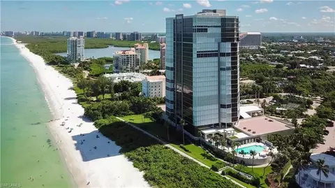 4951 Gulf Shore Blvd N #104, Naples, FL 34103