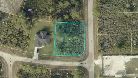 1149 Jean St E, Lehigh Acres, FL 33974