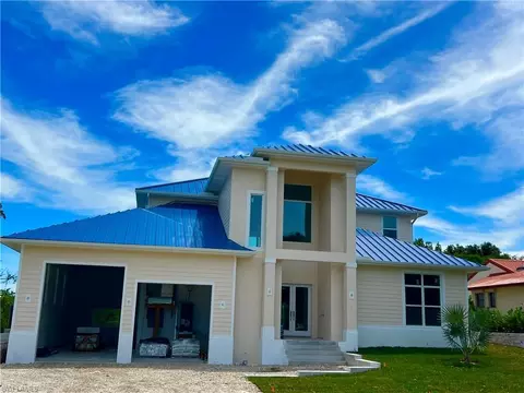 1861 Dogwood Dr, Marco Island, FL 34145