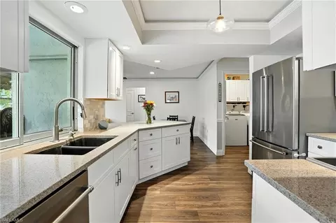 Kitchen - 231 Johnnycake Dr, Naples, FL 34110 photo 3 of 3