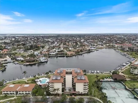 601 Seaview Ct #C103, Marco Island, FL 34145