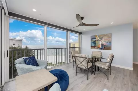 3483 Gulf Shore Blvd N #604, Naples, FL 34103