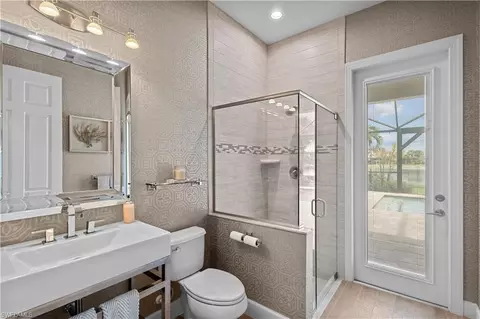 Bath - 9052 Graphite Cir, Naples, FL 34120 photo 3 of 4