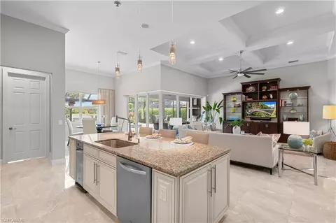 Kitchen - 9052 Graphite Cir, Naples, FL 34120 photo 3 of 4