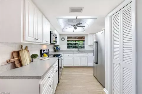 133 Briarcliff Ln, Naples, FL 34113 photo 7