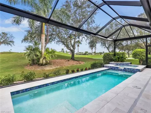 5242 Kensington High St, Naples, FL 34105