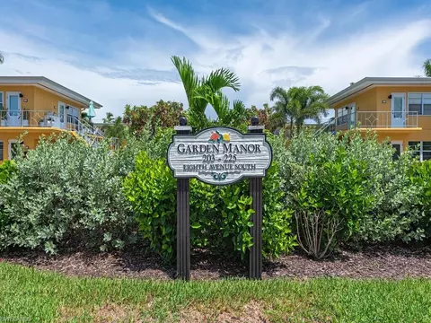 Exterior - 211 8th Ave S #211A, Naples, FL 34102 photo 4 of 4