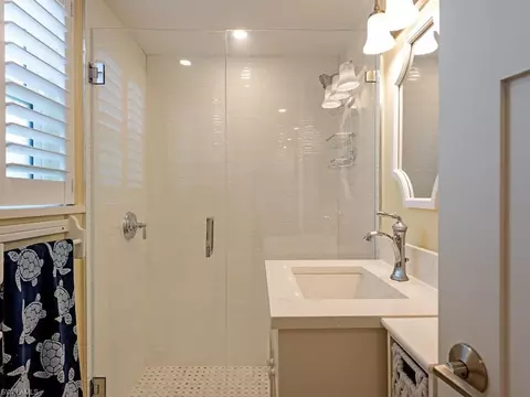 Bath - 211 8th Ave S #211A, Naples, FL 34102 photo 1 of 1