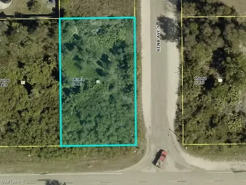 3302 40th St SW, Lehigh Acres, FL 33976