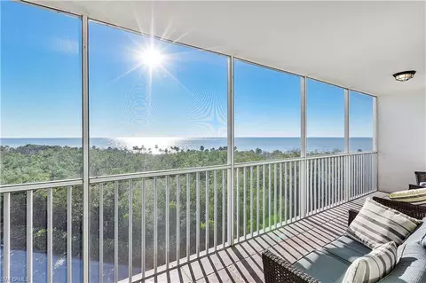5 Bluebill Ave #701, Naples, FL 34108