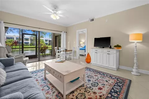 3315 Europa Dr #114, Naples, FL 34105