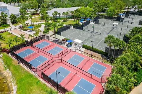 View/Area - 3421 Wellfleet Ln, Naples, FL 34114 photo 4 of 4