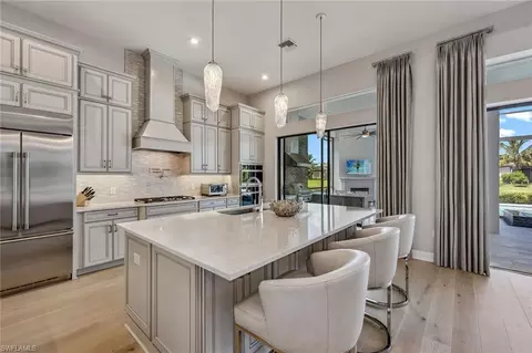 Kitchen - 3421 Wellfleet Ln, Naples, FL 34114 photo 4 of 9