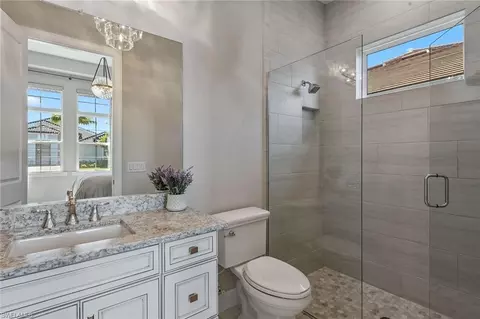 Bath - 3421 Wellfleet Ln, Naples, FL 34114 photo 3 of 4