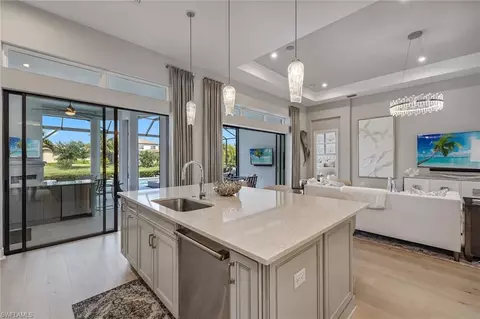 Kitchen - 3421 Wellfleet Ln, Naples, FL 34114 photo 5 of 9