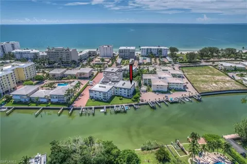 1930 Gulf Shore Blvd N #D101, Naples, FL 34102