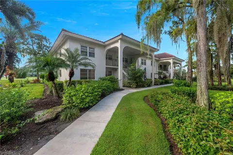 1055 Forest Lakes Dr #D114, Naples, FL 34105