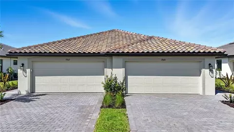 19612 Hinkley Dr, Estero, FL 33928