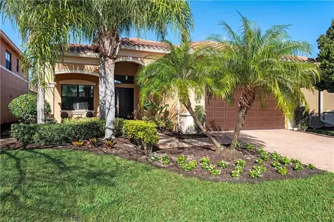 3487 Pacific Dr, Naples, FL 34119