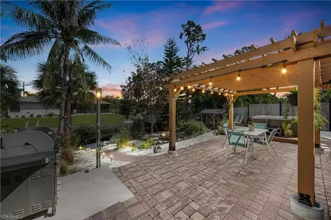 27211 Sun Aqua Ln, Bonita Springs, FL 34135