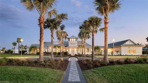 View/Area - 9213 Cayman Dr, Naples, FL 34114 photo 2 of 6