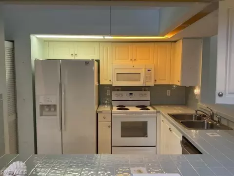 Kitchen - 4190 Jace Ct, Estero, FL 33928 photo 1 of 4