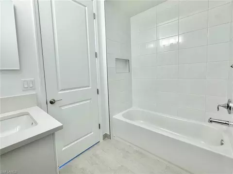 Bath - 20885 Thistle Leaf Ln, Estero, FL 33928 photo 7 of 10