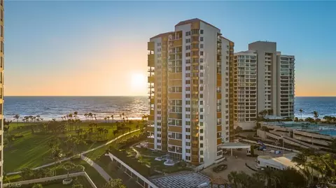 4251 Gulf Shore Blvd N #PH-A, Naples, FL 34103