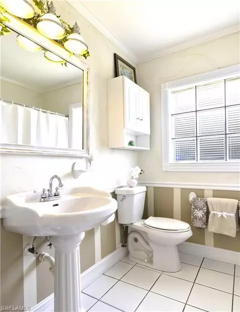 Bath - 4101 29th Pl SW, Naples, FL 34116 photo 2 of 2