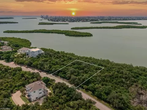 1097 Blue Hill Creek Dr, Marco Island, FL 34145
