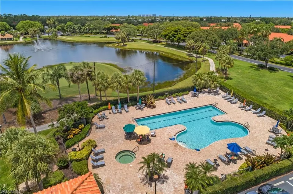Exterior - 26228 Bonita Fairways Cir, Bonita Springs, FL 34135 photo 8 of 10