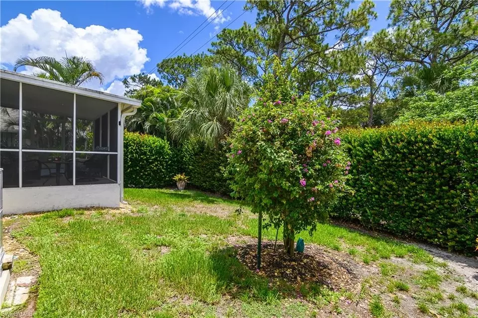 Exterior - 26228 Bonita Fairways Cir, Bonita Springs, FL 34135 photo 7 of 10