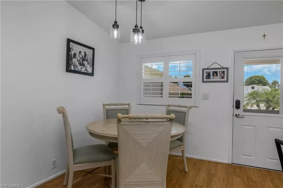 Dining - 26228 Bonita Fairways Cir, Bonita Springs, FL 34135 photo 3 of 3