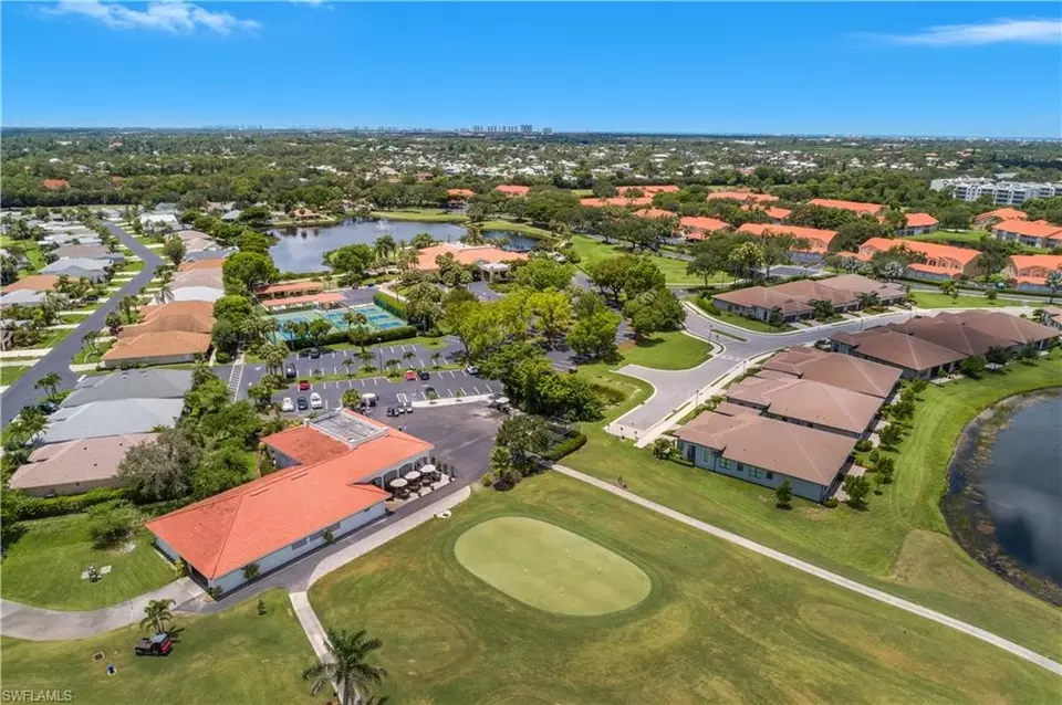 View/Area - 26228 Bonita Fairways Cir, Bonita Springs, FL 34135 photo 3 of 7