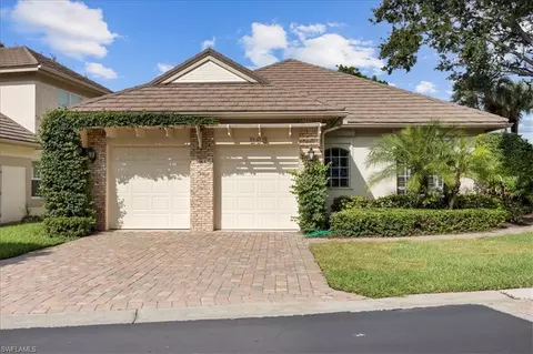 863 Turtle Ct, Naples, FL 34108