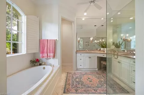 863 Turtle Ct, Naples, FL 34108 photo 13