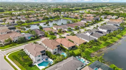 View/Area - 4554 Luminary Ave, Naples, FL 34119 photo 2 of 7