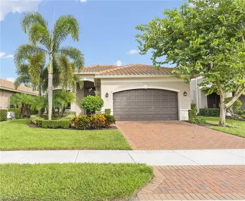 Exterior - 4554 Luminary Ave, Naples, FL 34119 photo 1 of 4