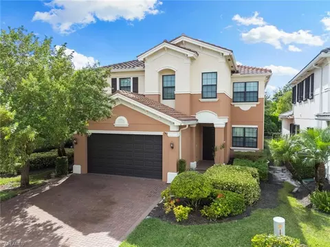 4384 Aurora St, Naples, FL 34119