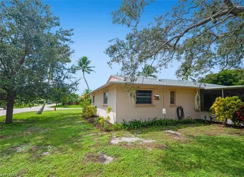 1381 Woodridge Ave, Naples, FL 34103 photo 26